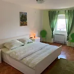 Kuca Za Odmor Oasis *