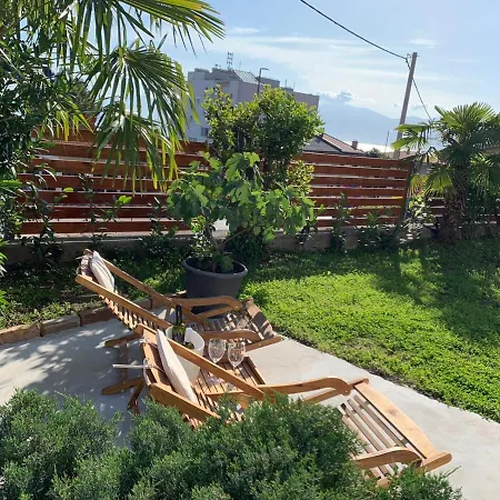 Feriehus Kuca Za Odmor Oasis Rijeka