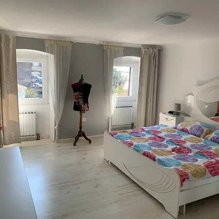 Kuca Za Odmor Oasis Case de vacanță